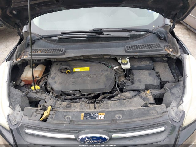 45022193 :رقم المزاد ، 1FMCU0GX9FUC61435 vin ، 2015 Ford Escape Se مزاد بيع