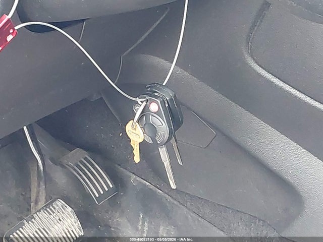 45022193 :رقم المزاد ، 1FMCU0GX9FUC61435 vin ، 2015 Ford Escape Se مزاد بيع
