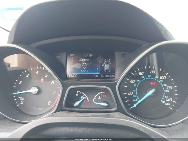45022193 :رقم المزاد ، 1FMCU0GX9FUC61435 vin ، 2015 Ford Escape Se مزاد بيع