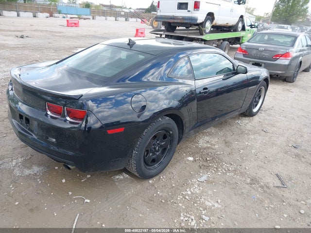 45022197 :رقم المزاد ، 2G1FA1E32D9126283 vin ، 2013 Chevrolet Camaro 2ls مزاد بيع