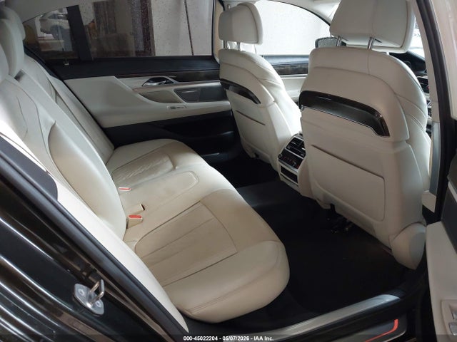 Продаж на аукціоні авто 2016 Bmw 740i, vin: WBA7E2C57GG503848, номер лоту: 45022204