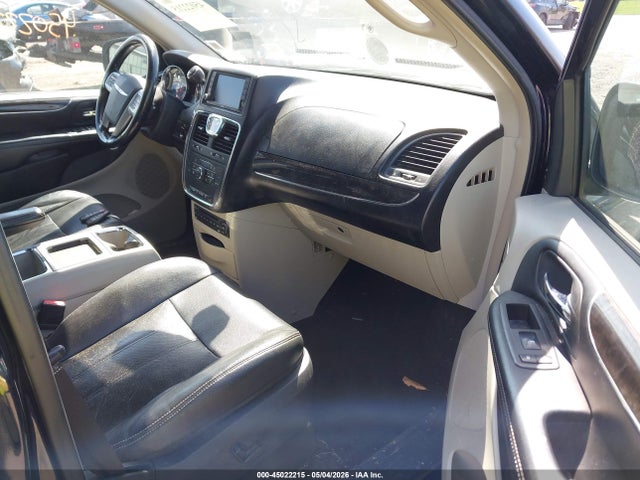 2011 Chrysler Town & Country Touring-l მანქანა იყიდება აუქციონზე, vin: 2A4RR8DG4BR676683, აუქციონის ნომერი: 45022215