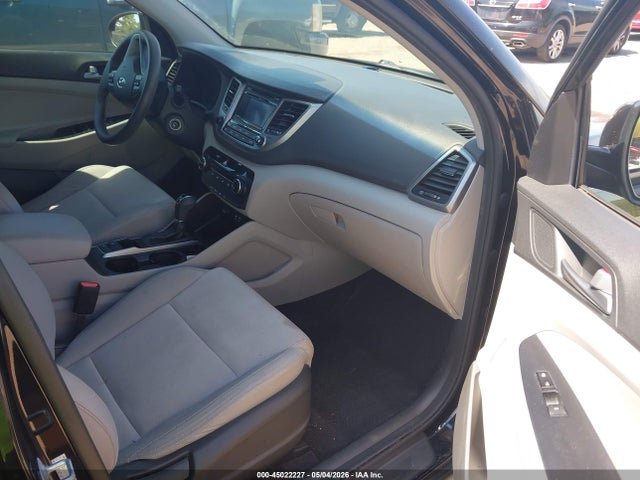 Aukcja sprzedaży 2017 Hyundai Tucson Eco, vin: KM8J33A22HU388748, numer aukcji: 45022227
