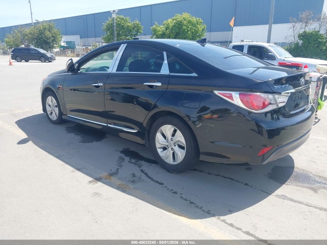 2015 Hyundai Sonata Hybrid მანქანა იყიდება აუქციონზე, vin: KMHEC4A44FA139536, აუქციონის ნომერი: 45022240