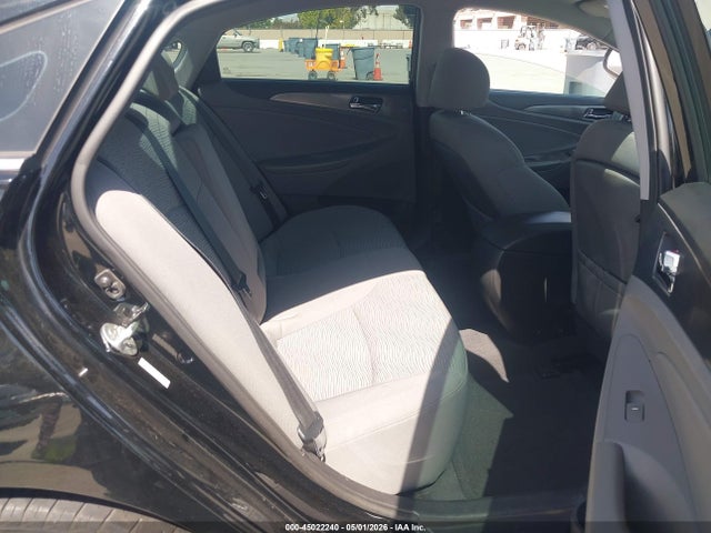 2015 Hyundai Sonata Hybrid მანქანა იყიდება აუქციონზე, vin: KMHEC4A44FA139536, აუქციონის ნომერი: 45022240