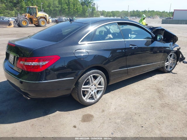 45022249 :رقم المزاد ، WDDKJ5GB1AF019199 vin ، 2010 Mercedes-benz E 350 مزاد بيع
