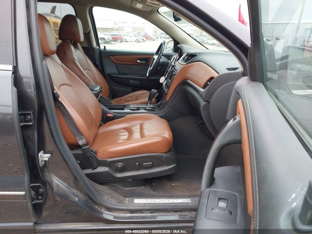 45022260 :رقم المزاد ، 1GNKVJKD3FJ363581 vin ، 2015 Chevrolet Traverse Ltz مزاد بيع