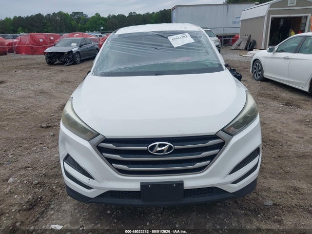 2017 Hyundai Tucson Se მანქანა იყიდება აუქციონზე, vin: KM8J23A45HU381118, აუქციონის ნომერი: 45022282
