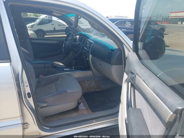 45022303 :رقم المزاد ، JTEZU14R248015404 vin ، 2004 Toyota 4runner Sr5 V6 مزاد بيع