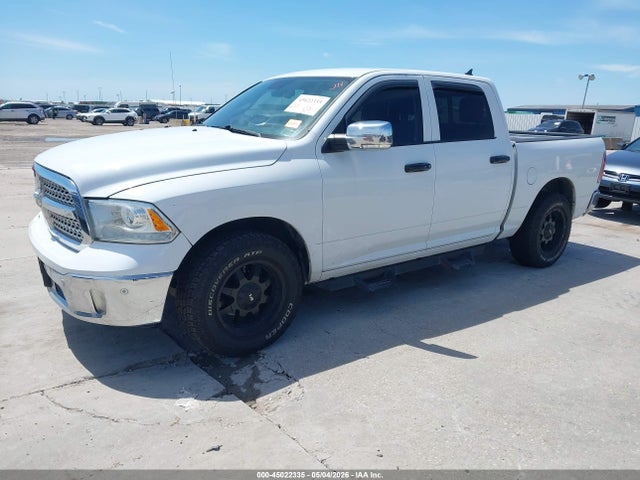 45022335 :رقم المزاد ، 1C6RR6NT9FS582526 vin ، 2015 Ram 1500 Laramie مزاد بيع
