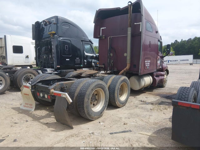 Продажа на аукционе авто 2006 Kenworth Construction T2000, vin: 1XKTDB9X36J130245, номер лота: 45022351