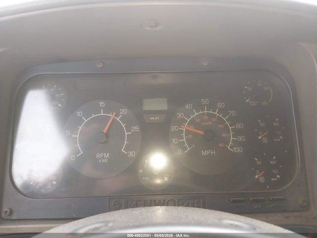 Продажа на аукционе авто 2006 Kenworth Construction T2000, vin: 1XKTDB9X36J130245, номер лота: 45022351