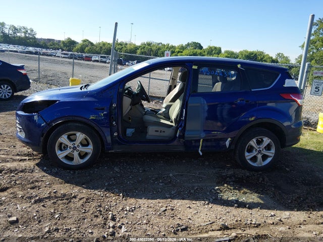 Продажа на аукционе авто 2015 Ford Escape Se, vin: 1FMCU0G93FUC62016, номер лота: 45022390