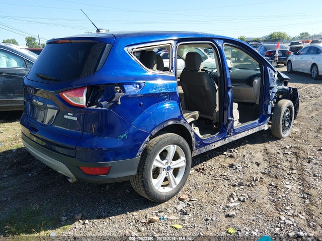 Продажа на аукционе авто 2015 Ford Escape Se, vin: 1FMCU0G93FUC62016, номер лота: 45022390