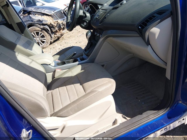 Продажа на аукционе авто 2015 Ford Escape Se, vin: 1FMCU0G93FUC62016, номер лота: 45022390