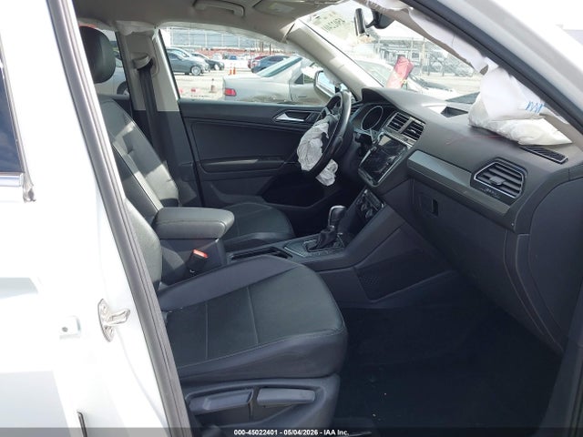Продаж на аукціоні авто 2018 Volkswagen Tiguan 2.0t Se/2.0t Sel, vin: 3VV3B7AX7JM186096, номер лоту: 45022401