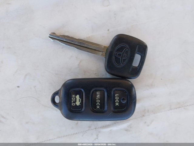45022420 :رقم المزاد ، 4T1BE32K74U819107 vin ، 2004 Toyota Camry Le مزاد بيع