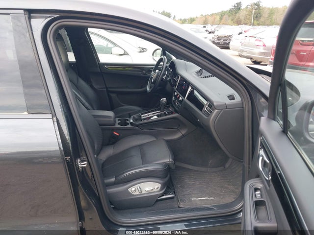 Продаж на аукціоні авто 2024 Porsche Macan T, vin: WP1AA2A5XRLB06683, номер лоту: 45022462