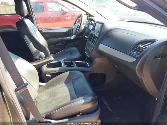 Продажа на аукционе авто 2016 Dodge Grand Caravan R/t, vin: 2C4RDGEG9GR367439, номер лота: 45022470