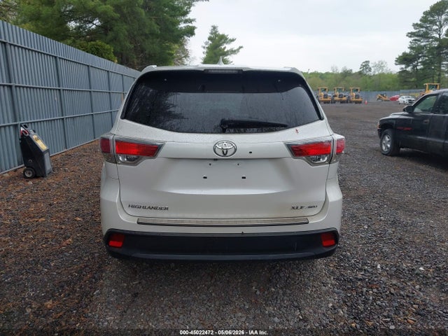 2015 Toyota Highlander Xle V6 მანქანა იყიდება აუქციონზე, vin: 5TDJKRFH2FS167823, აუქციონის ნომერი: 45022472
