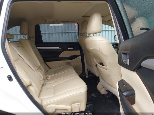 2015 Toyota Highlander Xle V6 მანქანა იყიდება აუქციონზე, vin: 5TDJKRFH2FS167823, აუქციონის ნომერი: 45022472