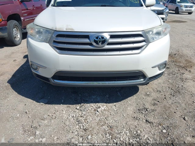 Aukcja sprzedaży 2013 Toyota Highlander Base Plus V6, vin: 5TDBK3EH8DS255162, numer aukcji: 45022511