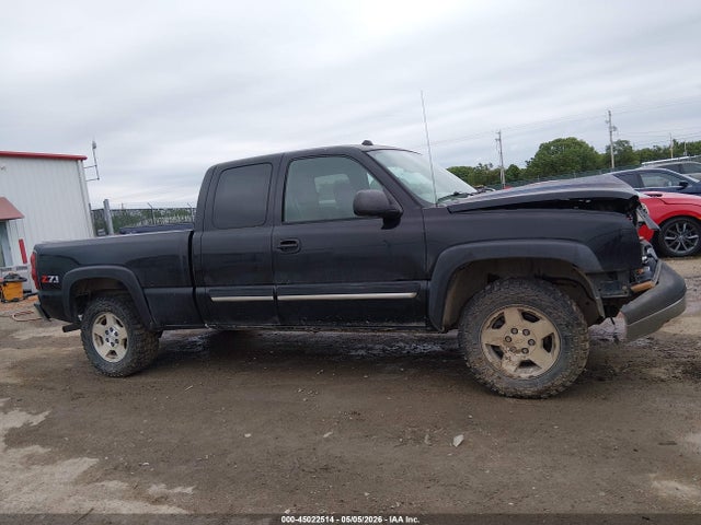 Продаж на аукціоні авто 2005 Chevrolet Silverado 1500 Z71, vin: 1GCEK19B55E155955, номер лоту: 45022514