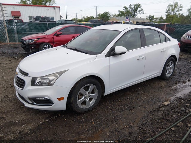 45022527 :رقم المزاد ، 1G1PC5SB5F7129507 vin ، 2015 Chevrolet Cruze 1lt Auto مزاد بيع