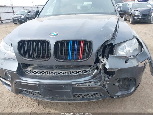 45022537 :رقم المزاد ، 5UXZV8C55D0C16481 vin ، 2013 Bmw X5 Xdrive50i مزاد بيع