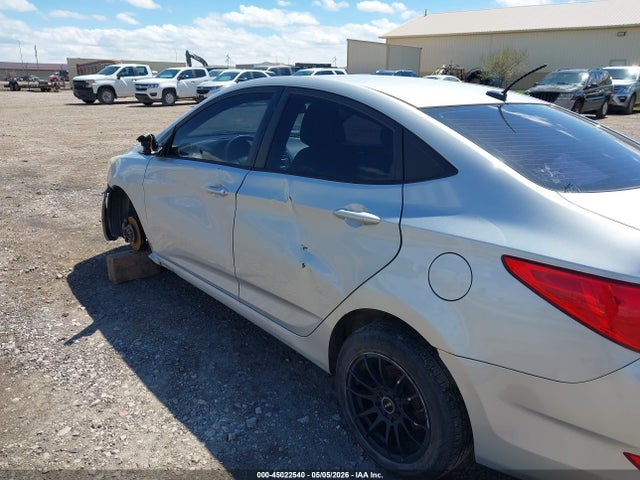 2016 Hyundai Accent Se მანქანა იყიდება აუქციონზე, vin: KMHCT4AE2GU030945, აუქციონის ნომერი: 45022540