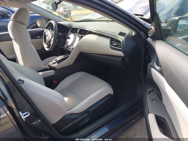 45022550 :رقم المزاد ، 19XZE4F5XNE015915 vin ، 2022 Honda Insight Ex مزاد بيع
