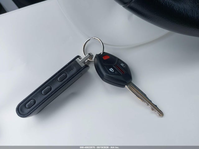 45022570 :رقم المزاد ، JA4AD2A36FZ012102 vin ، 2015 Mitsubishi Outlander Es مزاد بيع