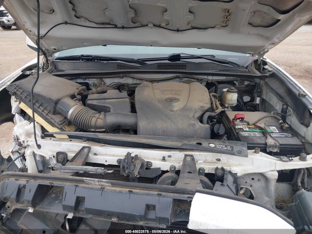 45022575 :رقم المزاد ، 5TFCZ5AN2HX058740 vin ، 2017 Toyota Tacoma Sr5 V6 مزاد بيع