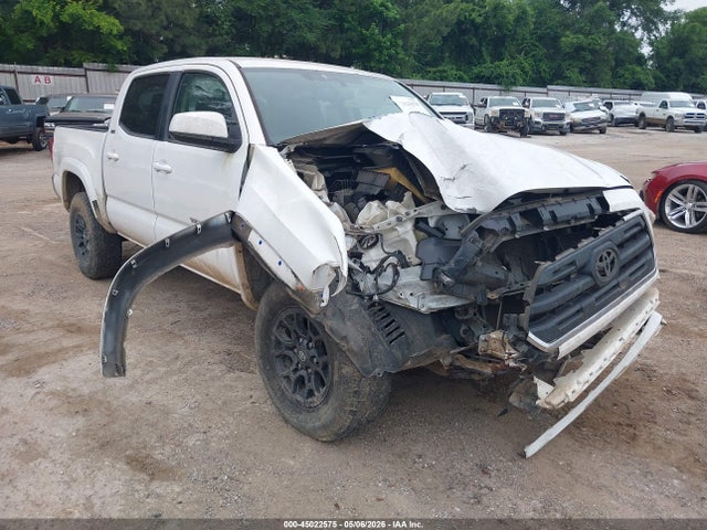 45022575 :رقم المزاد ، 5TFCZ5AN2HX058740 vin ، 2017 Toyota Tacoma Sr5 V6 مزاد بيع