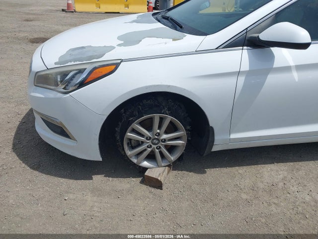Продажа на аукционе авто 2015 Hyundai Sonata Se, vin: 5NPE24AF5FH139563, номер лота: 45022586