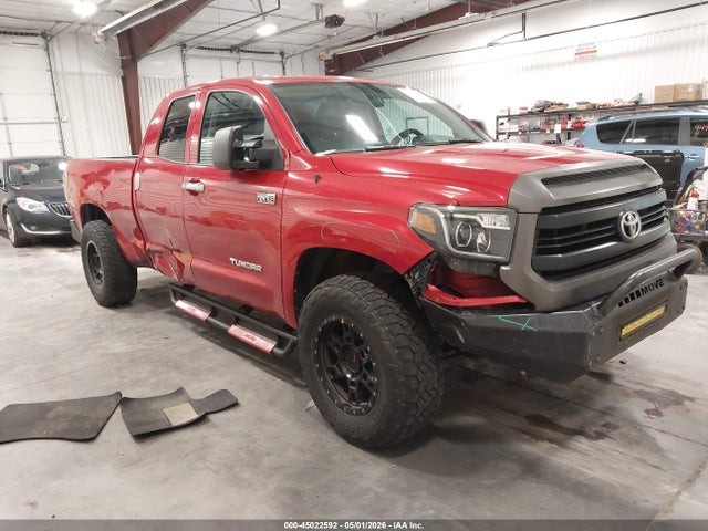 45022592 :رقم المزاد ، 5TFUM5F10HX069292 vin ، 2017 Toyota Tundra Sr 4.6l V8 مزاد بيع