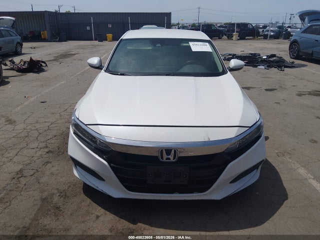 Продажа на аукционе авто 2018 Honda Accord Lx, vin: 1HGCV1F16JA032002, номер лота: 45022608