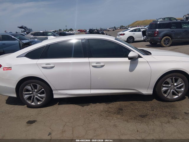 Продажа на аукционе авто 2018 Honda Accord Lx, vin: 1HGCV1F16JA032002, номер лота: 45022608