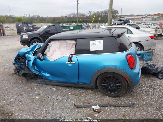 Продажа на аукционе авто 2015 Mini Hardtop Cooper S, vin: WMWXP7C55F2A41117, номер лота: 45022618
