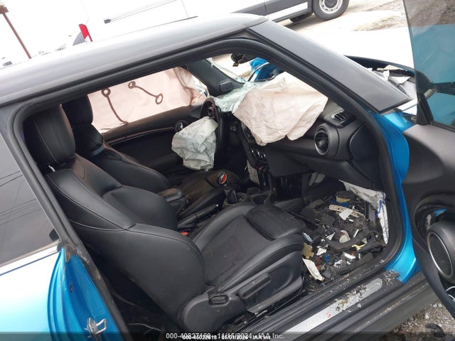 Продажа на аукционе авто 2015 Mini Hardtop Cooper S, vin: WMWXP7C55F2A41117, номер лота: 45022618