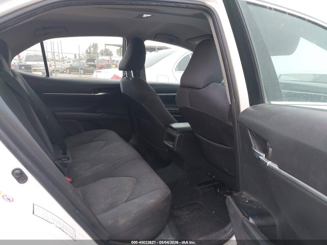 Aukcja sprzedaży 2018 Toyota Camry Le, vin: 4T1B11HKXJU581661, numer aukcji: 45022621