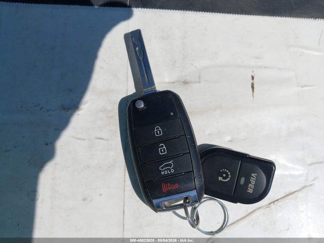 KIA Sorento Lx V6 2015 5XYKTDA74FG601109 Image 11