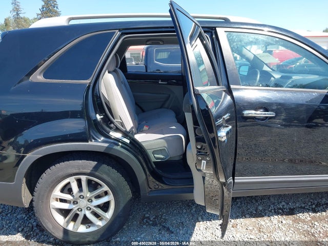 KIA Sorento Lx V6 2015 5XYKTDA74FG601109 Image 8