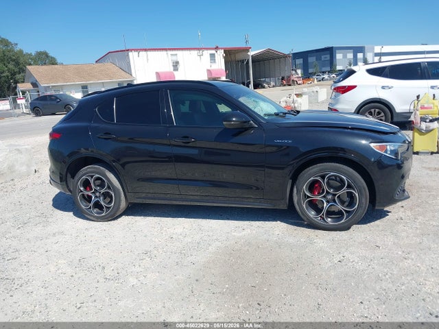 45022629 :رقم المزاد ، ZASPAKBN1N7D28615 vin ، 2022 Alfa Romeo Stelvio Veloce Ti Awd مزاد بيع