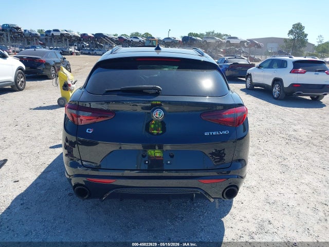 45022629 :رقم المزاد ، ZASPAKBN1N7D28615 vin ، 2022 Alfa Romeo Stelvio Veloce Ti Awd مزاد بيع