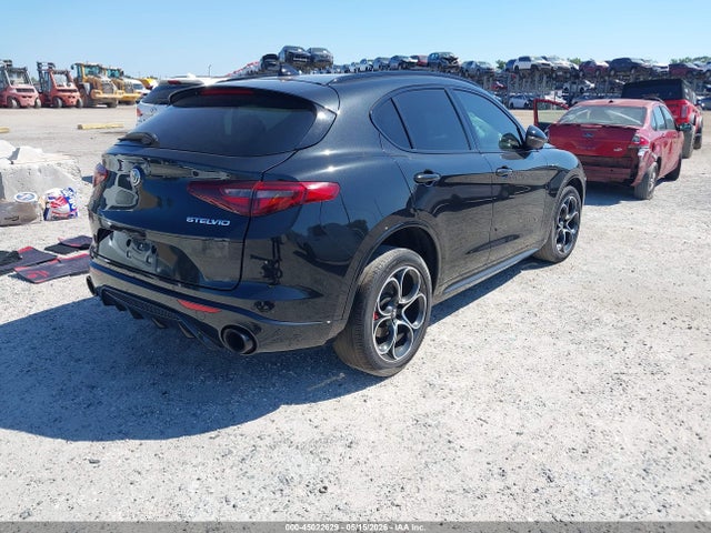 45022629 :رقم المزاد ، ZASPAKBN1N7D28615 vin ، 2022 Alfa Romeo Stelvio Veloce Ti Awd مزاد بيع