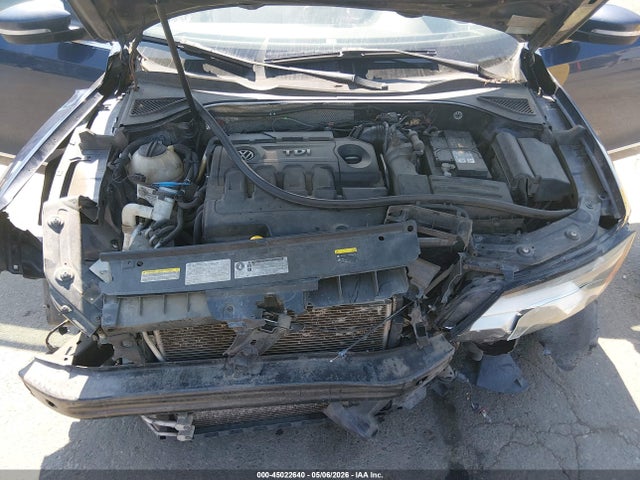 1VWBV7A37FC057117 Volkswagen Passat 2.0l Tdi Se