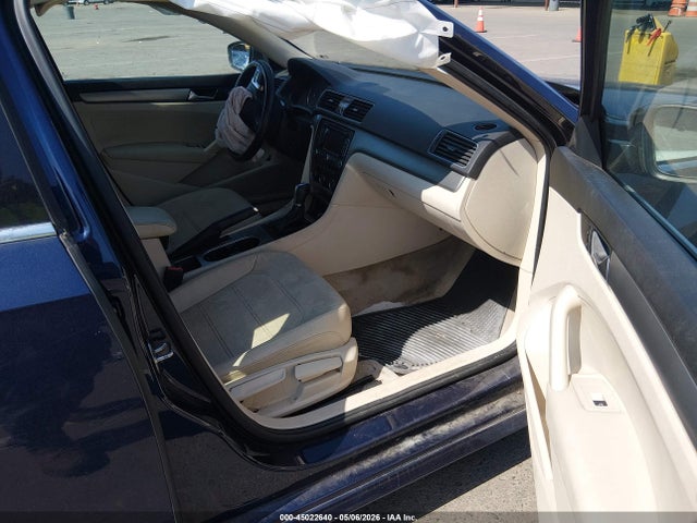 1VWBV7A37FC057117 Volkswagen Passat 2.0l Tdi Se