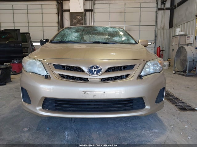 45022646 :رقم المزاد ، 5YFBU4EE7CP031491 vin ، 2012 Toyota Corolla Le مزاد بيع