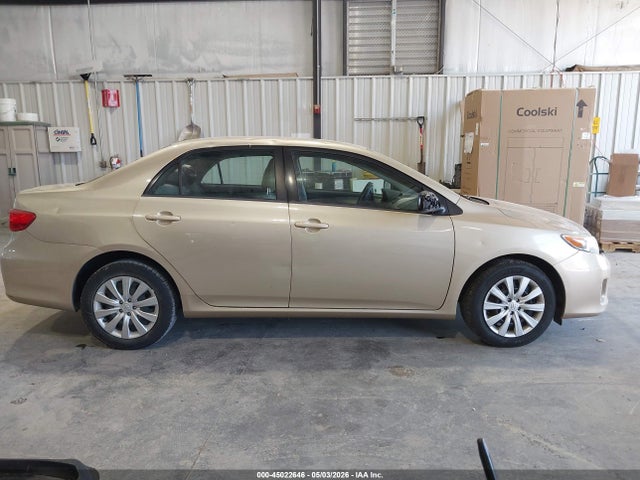 45022646 :رقم المزاد ، 5YFBU4EE7CP031491 vin ، 2012 Toyota Corolla Le مزاد بيع